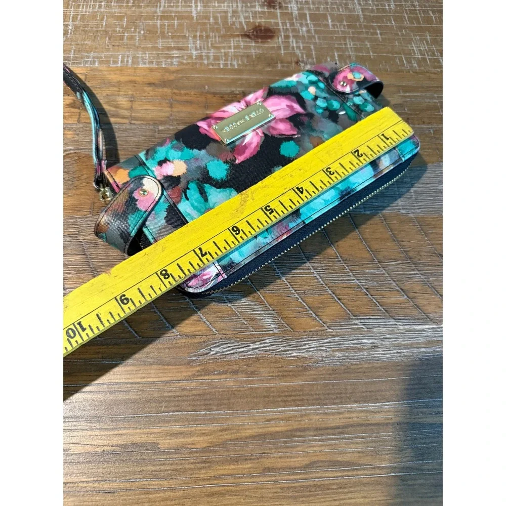 Steve Madden Floral Zip Around Wristlet Wallet Teal Pink‎ Gold Hardware